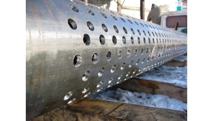 Труба стальная перфорированная бесшовная 25x4 мм 09Г2С фото трубу стальную перфорированную бесшовную 25x4 мм 09Г2С купить в Твери